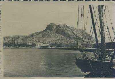 POSTAL DE ALICANTE VISTA DEL PUERTO Y CASTILLO