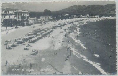 POSTAL DE ALICANTE. BENIDORM. PLAYA DE LEVANTE
