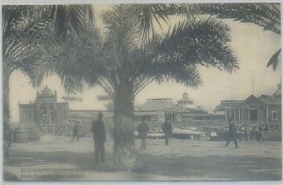 POSTAL ANTIGUA DE ALICANTE. LOS BAÑOS DESDE EL PASEO DE GOMIZ