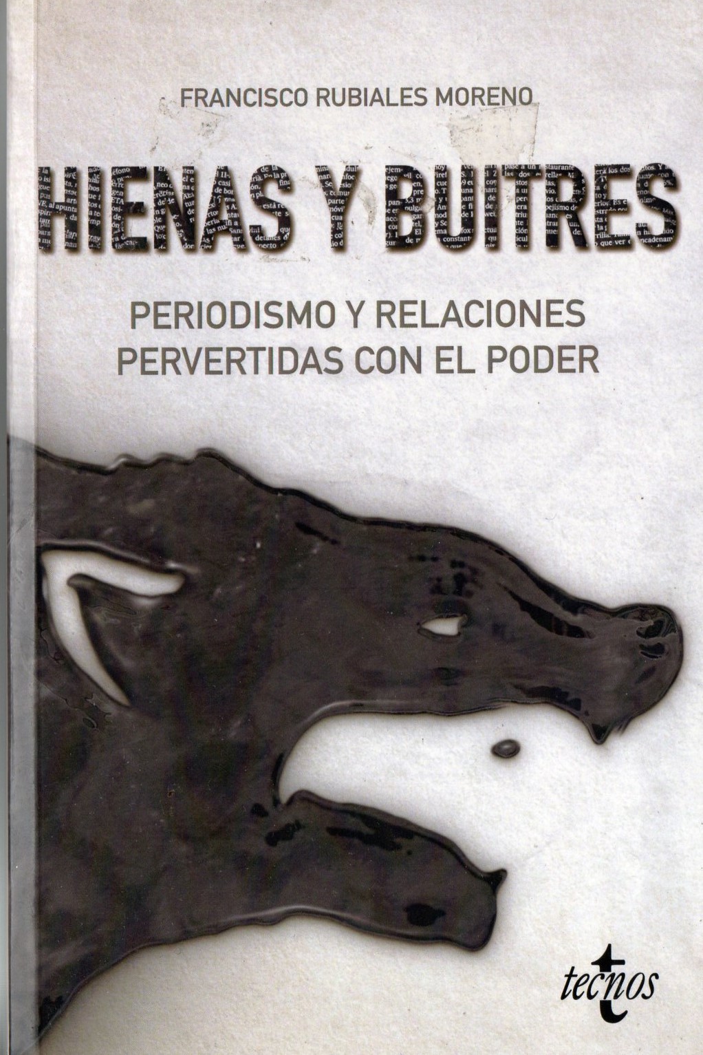 HIENAS Y BUITRES